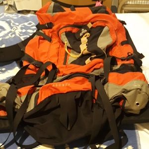 EMS ascent 4700 (red/blk/grey) tall pack